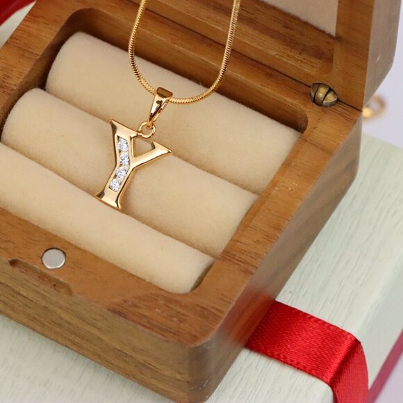 "Rose Gold Alphabet Y Pendant with Sparkling Crystals, XPPT1374 - Picture 7 of 12